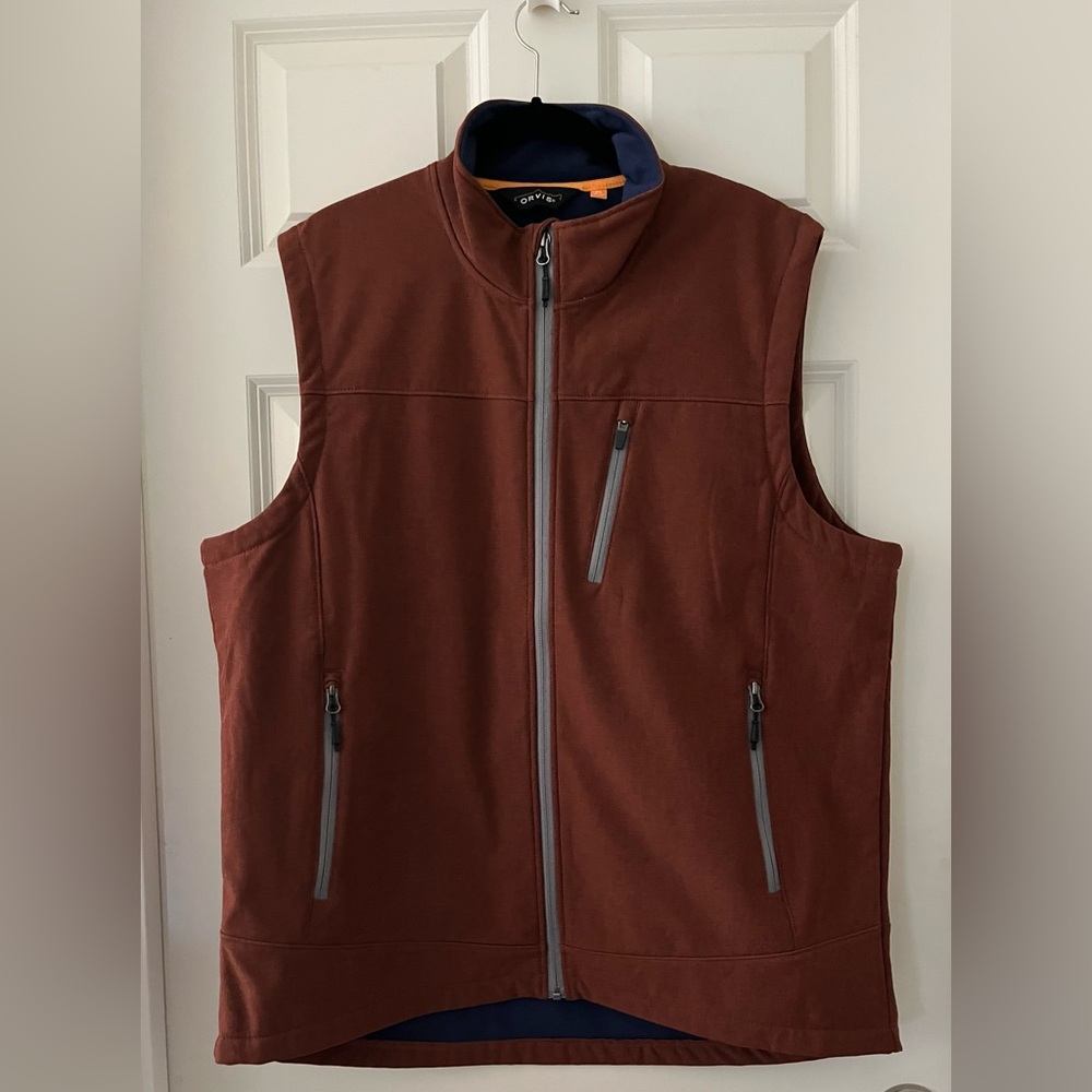 Orvis Brown Zip-Up Softshell Vest with Navy Trim